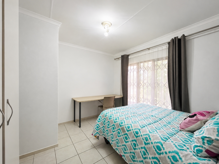 2 Bedroom Property for Sale in Noordwyk Gauteng