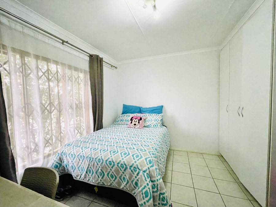 2 Bedroom Property for Sale in Noordwyk Gauteng
