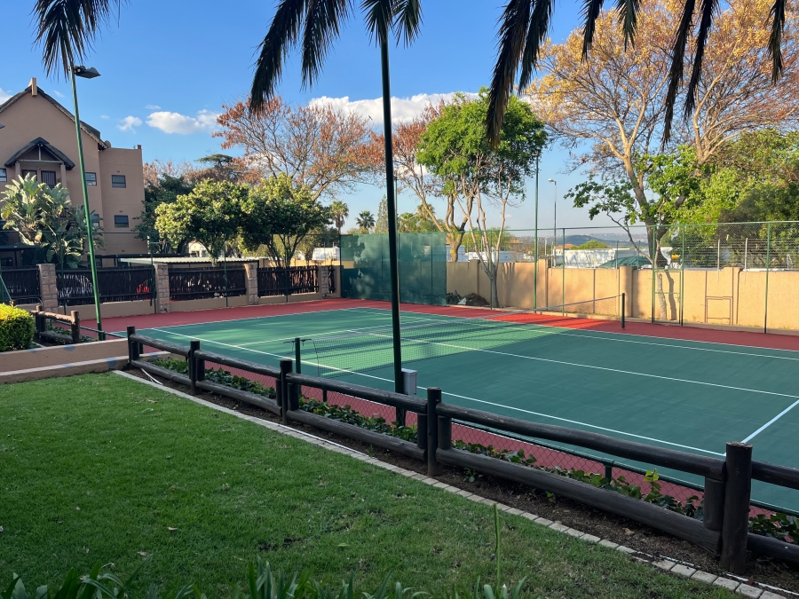 2 Bedroom Property for Sale in Pineslopes Gauteng