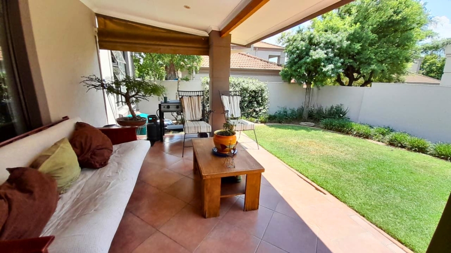 3 Bedroom Property for Sale in Douglasdale Gauteng