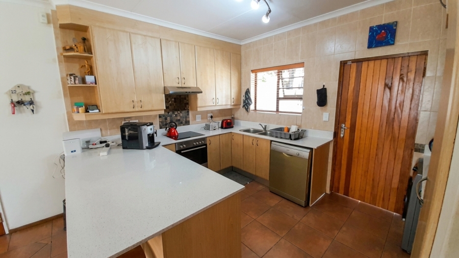 3 Bedroom Property for Sale in Douglasdale Gauteng
