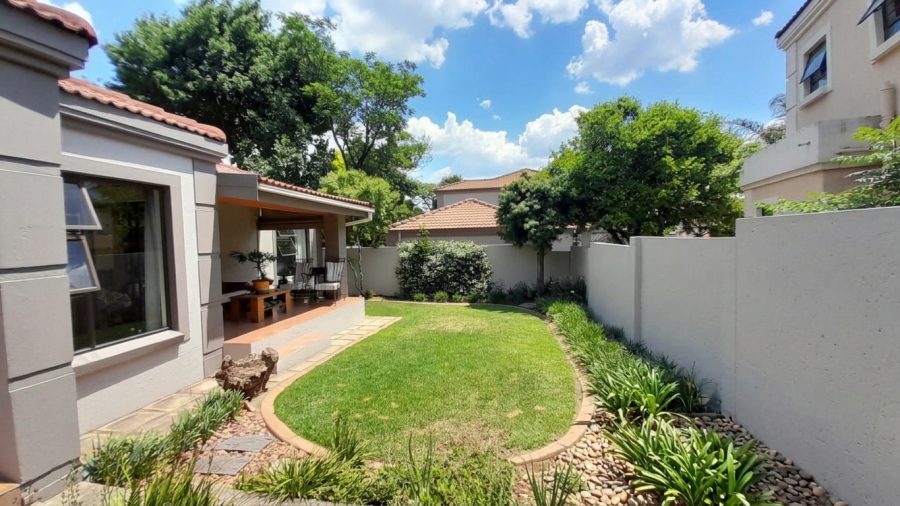 3 Bedroom Property for Sale in Douglasdale Gauteng