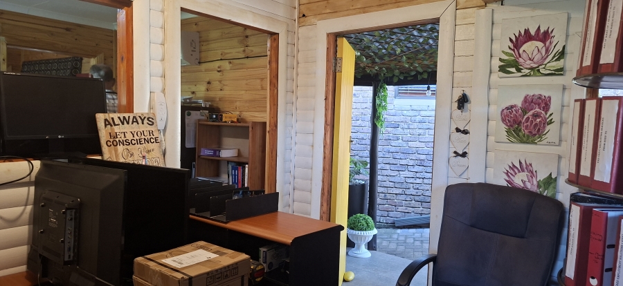 5 Bedroom Property for Sale in Kenmare Gauteng