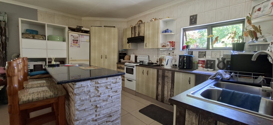 5 Bedroom Property for Sale in Kenmare Gauteng