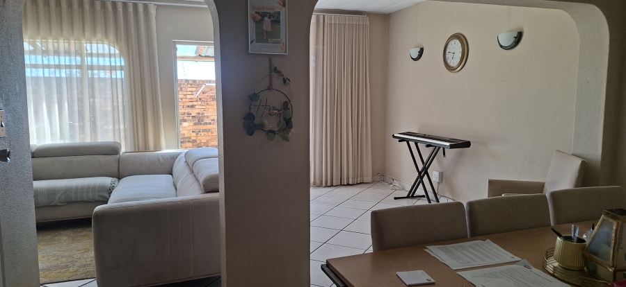 3 Bedroom Property for Sale in Silverfields Gauteng