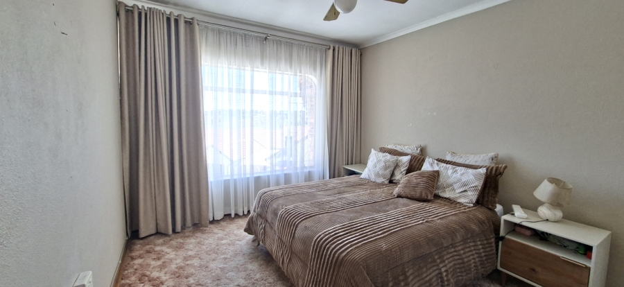 3 Bedroom Property for Sale in Silverfields Gauteng