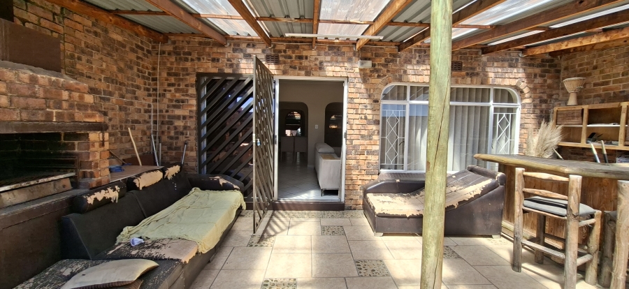 3 Bedroom Property for Sale in Silverfields Gauteng