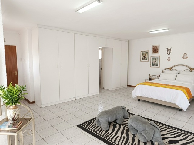 4 Bedroom Property for Sale in Townsview Gauteng