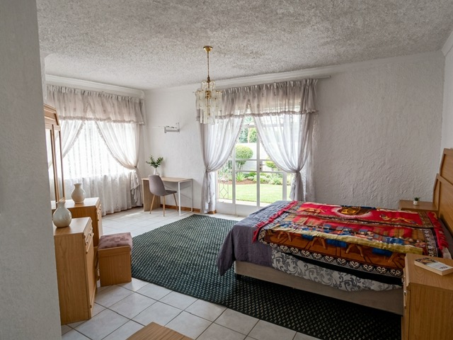 4 Bedroom Property for Sale in Townsview Gauteng