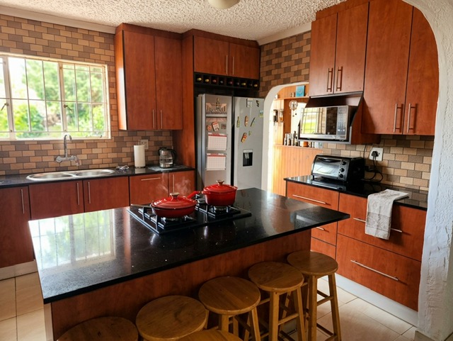 4 Bedroom Property for Sale in Townsview Gauteng