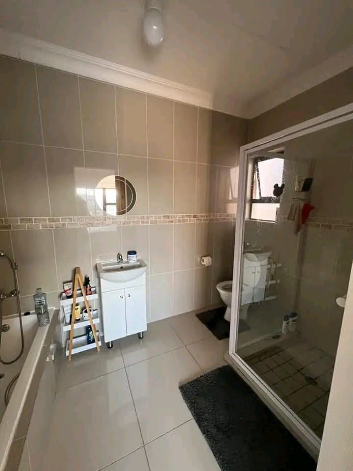 2 Bedroom Property for Sale in Winchester Hills Gauteng