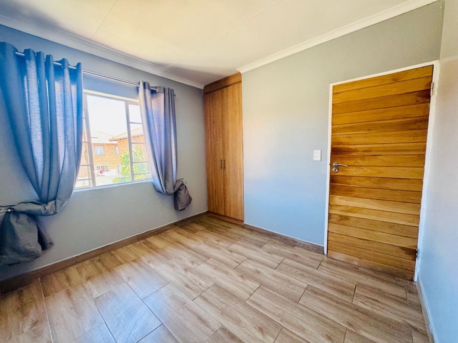 3 Bedroom Property for Sale in Annlin Gauteng