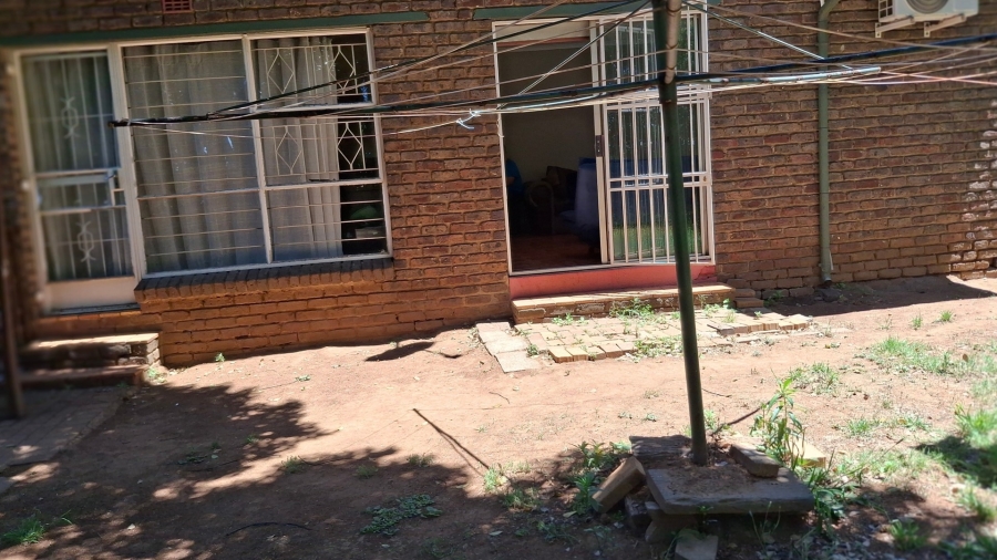 3 Bedroom Property for Sale in Verwoerdpark Gauteng