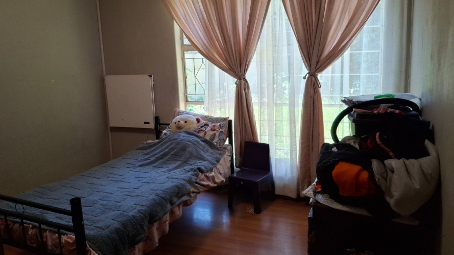3 Bedroom Property for Sale in Verwoerdpark Gauteng