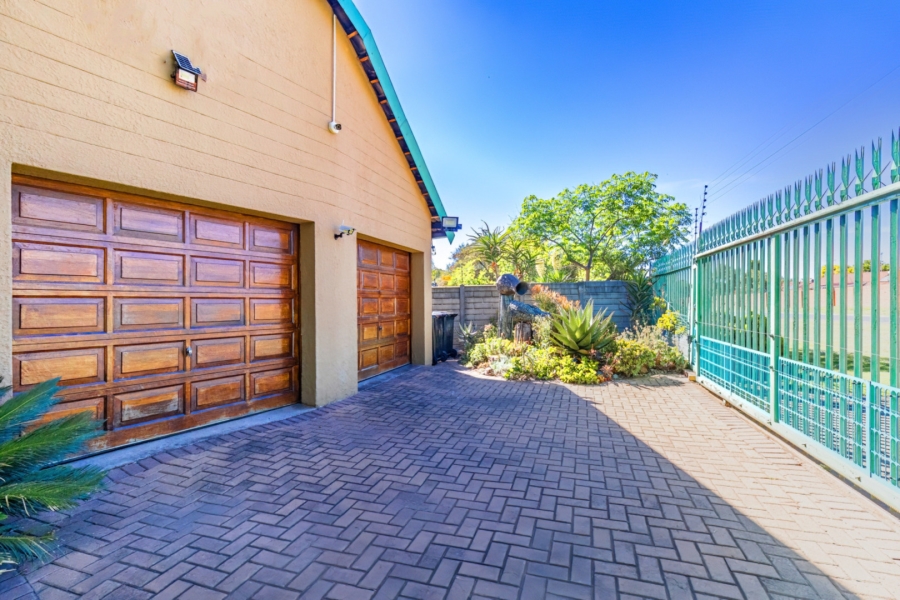 4 Bedroom Property for Sale in Rynfield Gauteng
