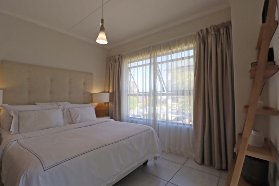 2 Bedroom Property for Sale in Crowthorne AH Gauteng