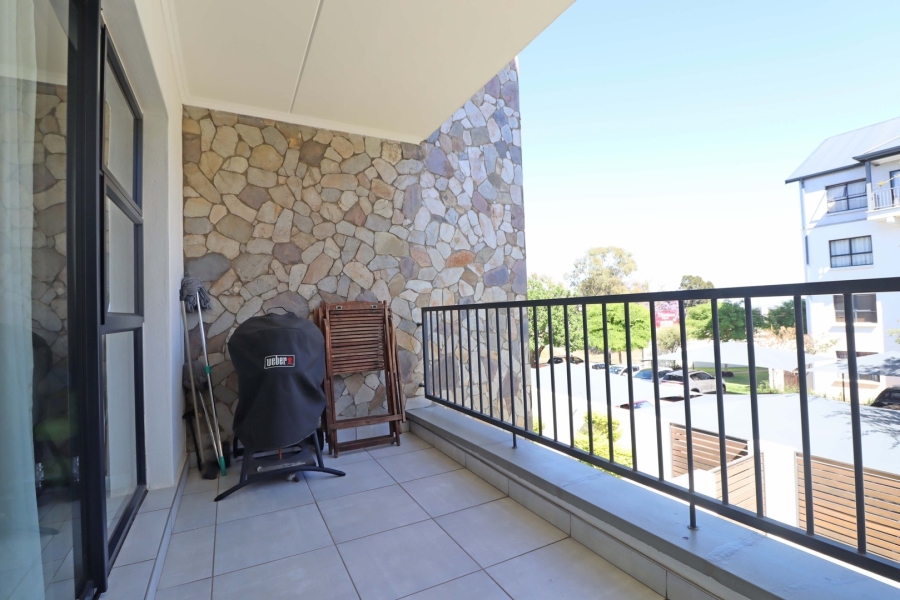 2 Bedroom Property for Sale in Crowthorne AH Gauteng