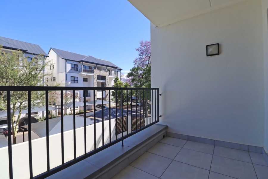 2 Bedroom Property for Sale in Crowthorne AH Gauteng