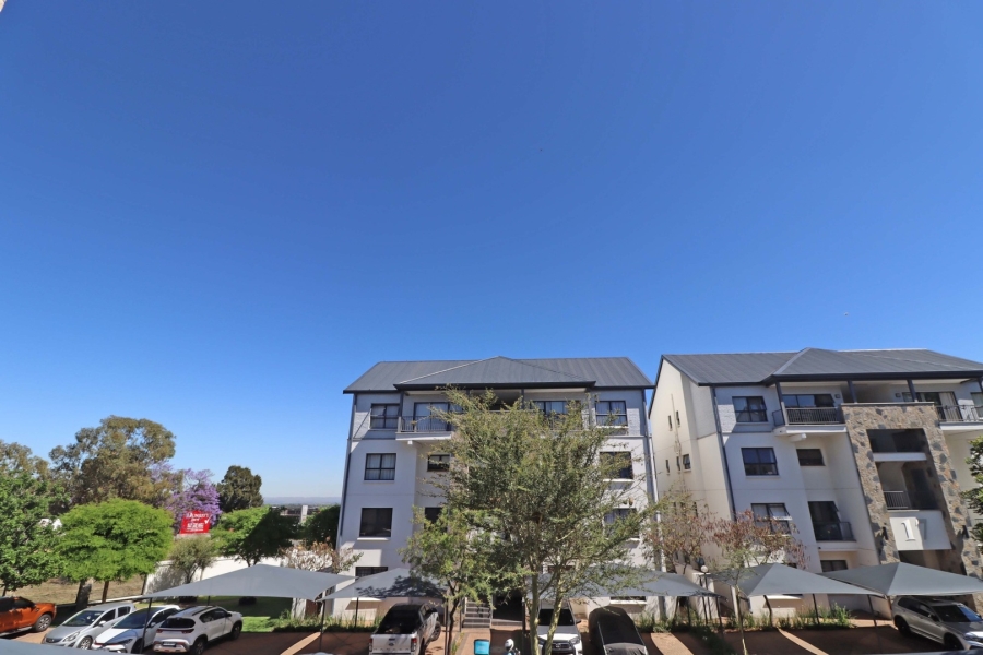 2 Bedroom Property for Sale in Crowthorne AH Gauteng
