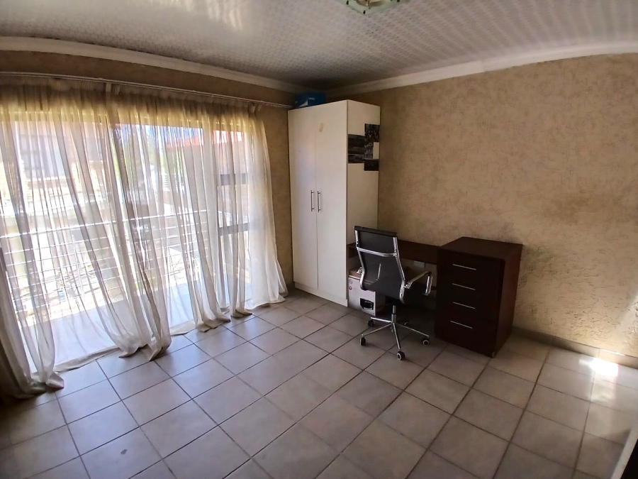 To Let 4 Bedroom Property for Rent in Kempton Park Ext 4 Gauteng