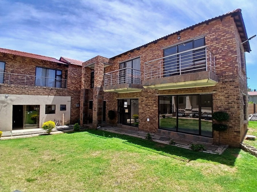 To Let 4 Bedroom Property for Rent in Kempton Park Ext 4 Gauteng