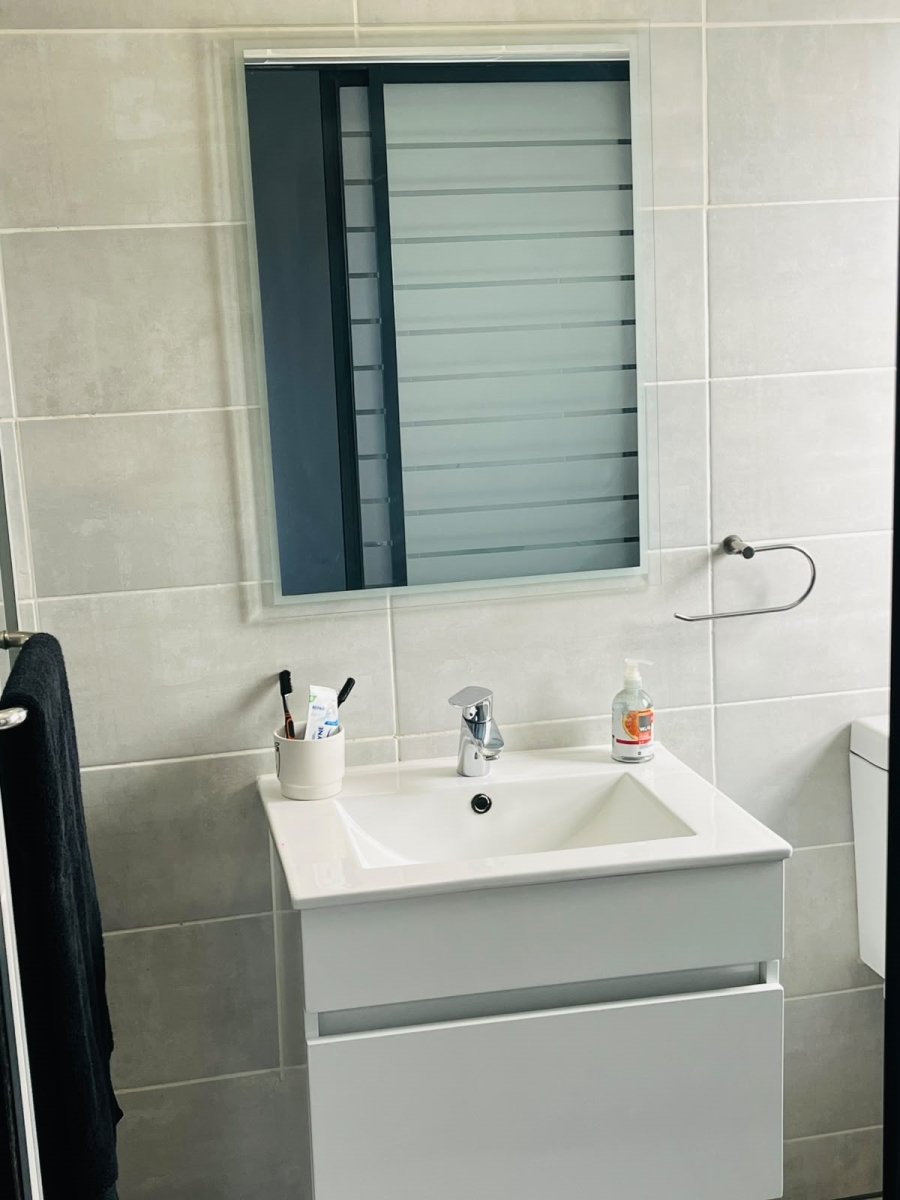 To Let 1 Bedroom Property for Rent in Crowthorne AH Gauteng