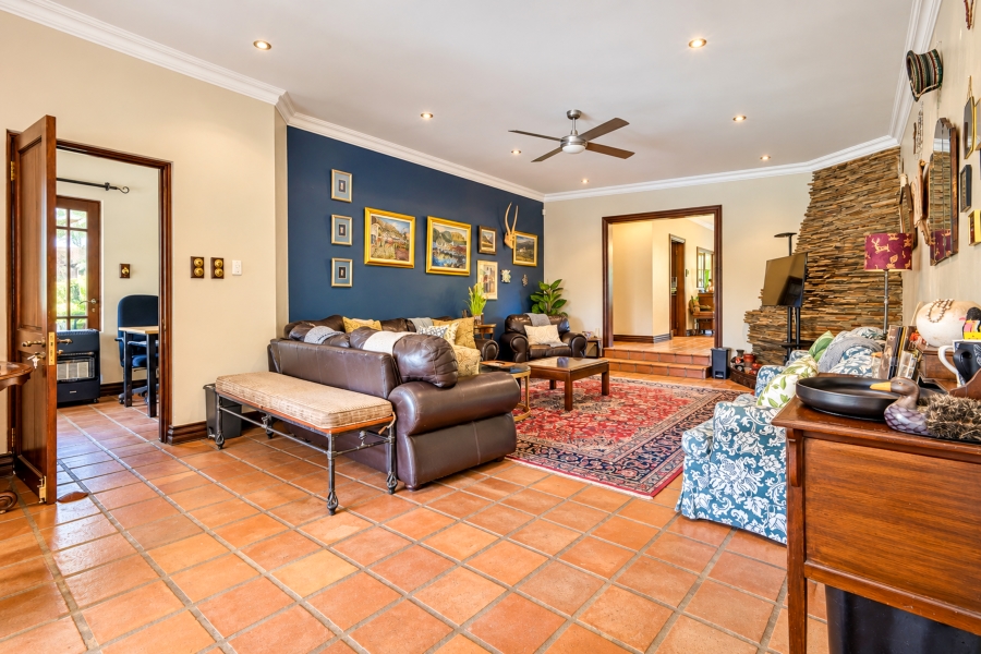 5 Bedroom Property for Sale in Chartwell Gauteng