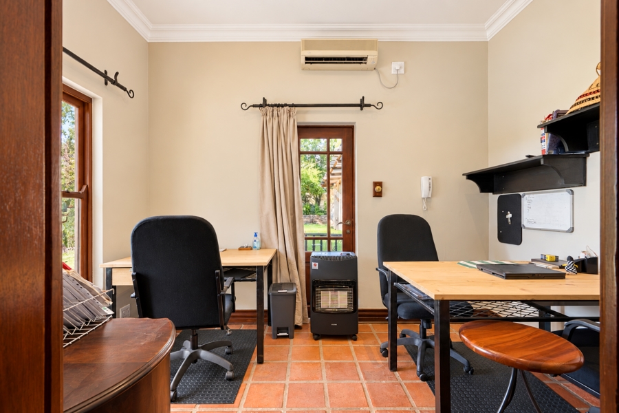 5 Bedroom Property for Sale in Chartwell Gauteng