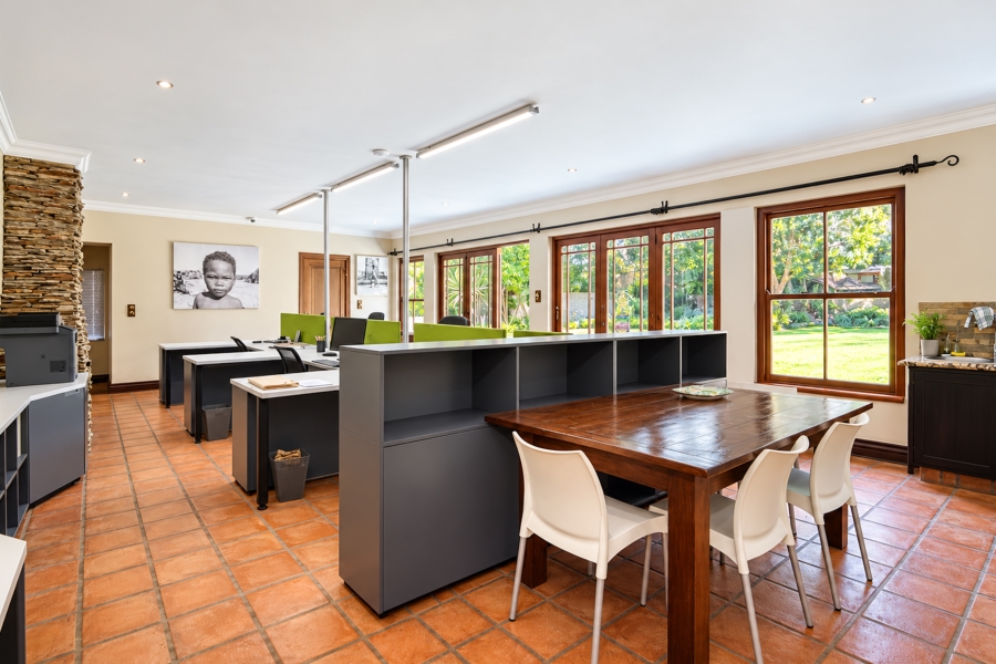 5 Bedroom Property for Sale in Chartwell Gauteng