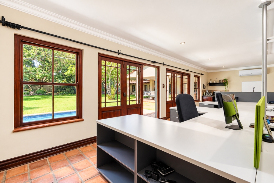 5 Bedroom Property for Sale in Chartwell Gauteng