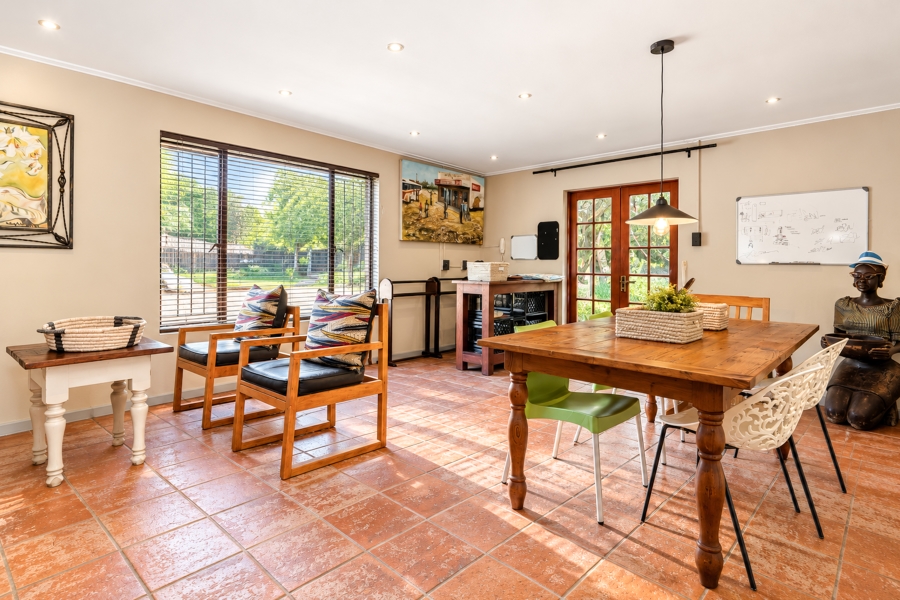 5 Bedroom Property for Sale in Chartwell Gauteng