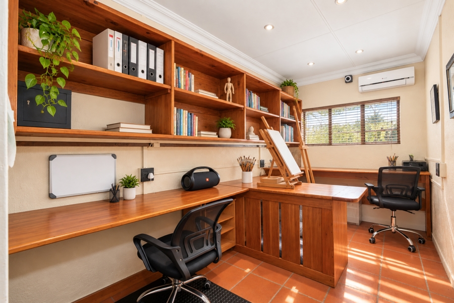 5 Bedroom Property for Sale in Chartwell Gauteng
