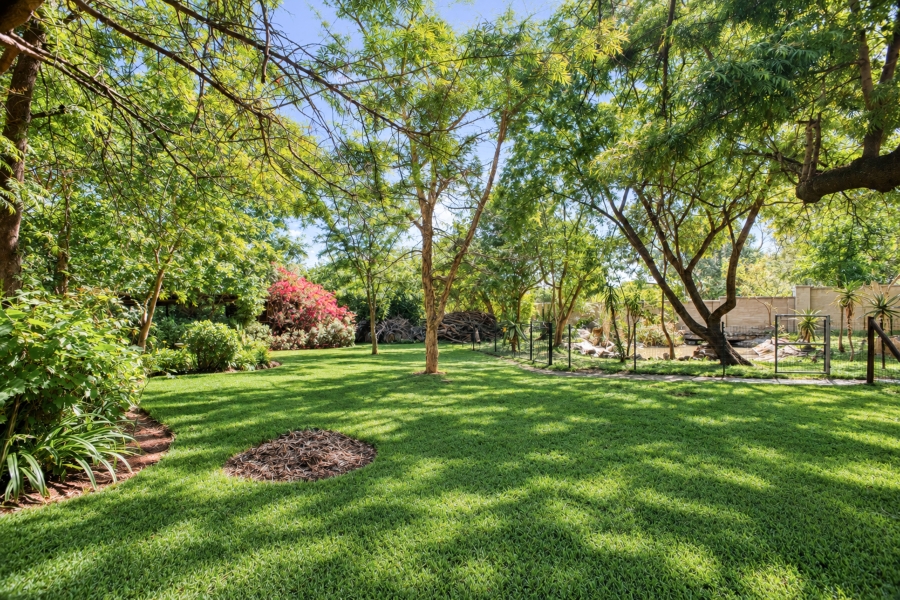 5 Bedroom Property for Sale in Chartwell Gauteng