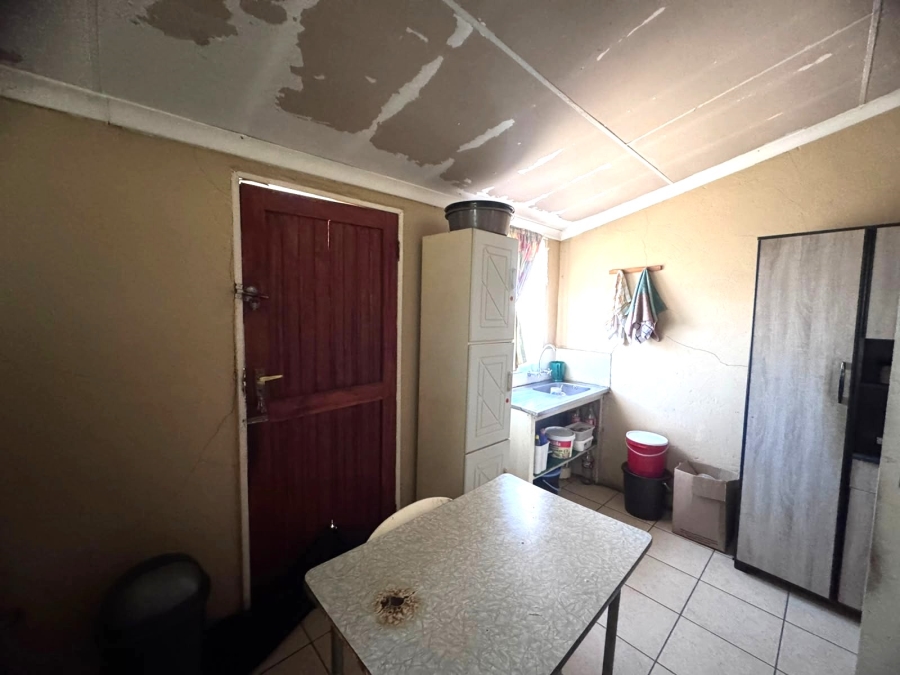 3 Bedroom Property for Sale in Chiawelo Gauteng