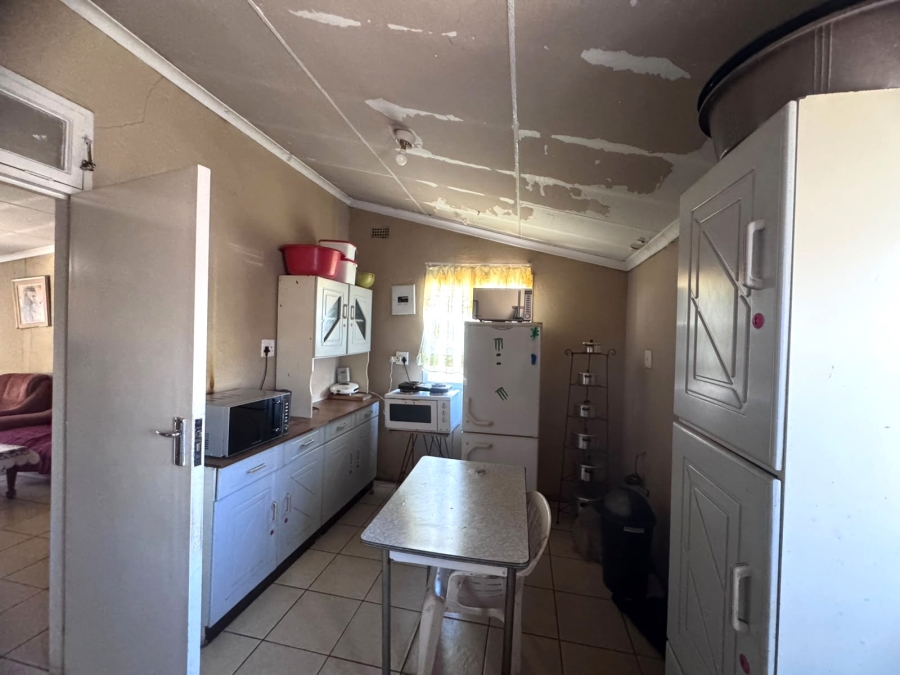3 Bedroom Property for Sale in Chiawelo Gauteng