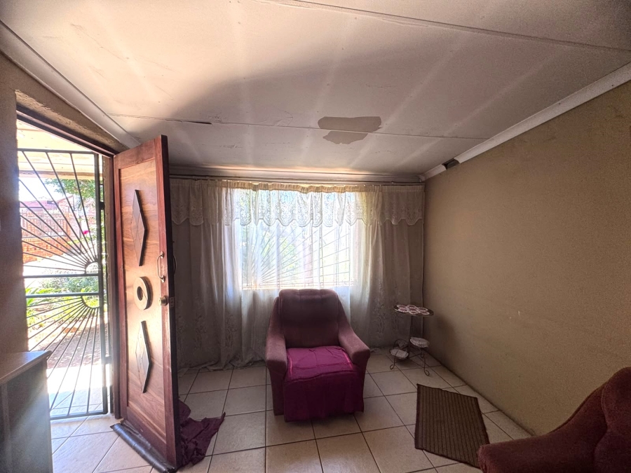 3 Bedroom Property for Sale in Chiawelo Gauteng