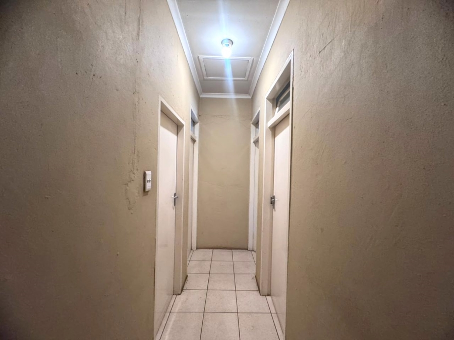 3 Bedroom Property for Sale in Chiawelo Gauteng
