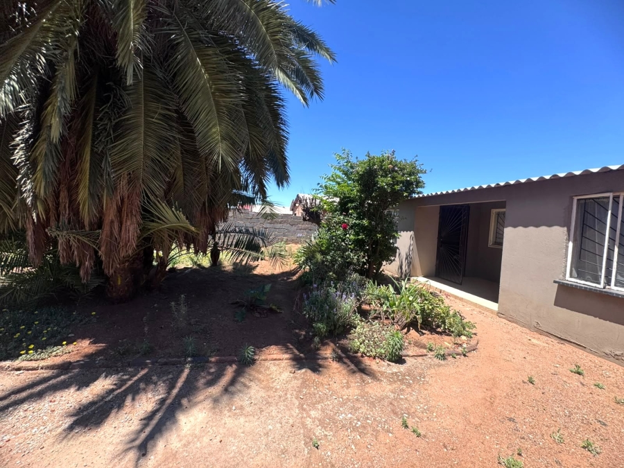 3 Bedroom Property for Sale in Chiawelo Gauteng