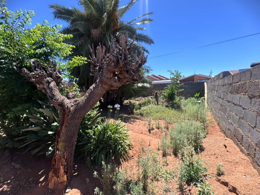 3 Bedroom Property for Sale in Chiawelo Gauteng