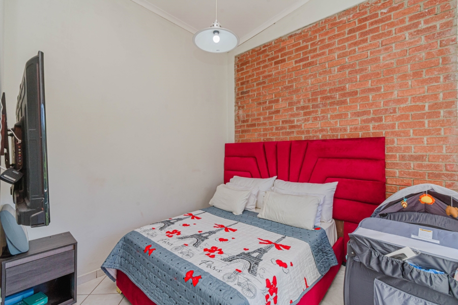 2 Bedroom Property for Sale in North Riding Gauteng