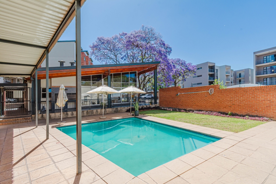 2 Bedroom Property for Sale in North Riding Gauteng