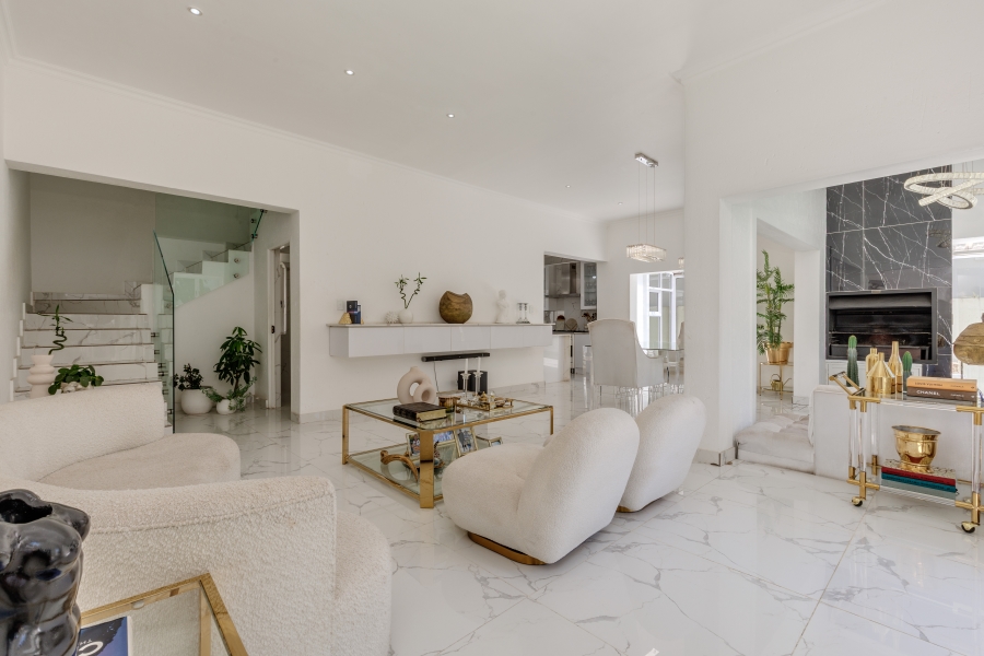 3 Bedroom Property for Sale in Broadacres Gauteng