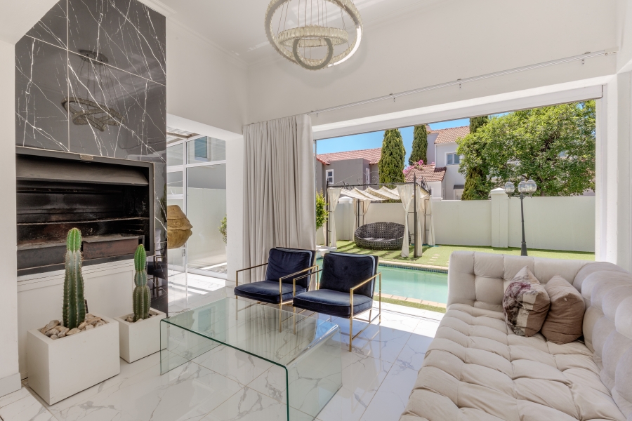 3 Bedroom Property for Sale in Broadacres Gauteng