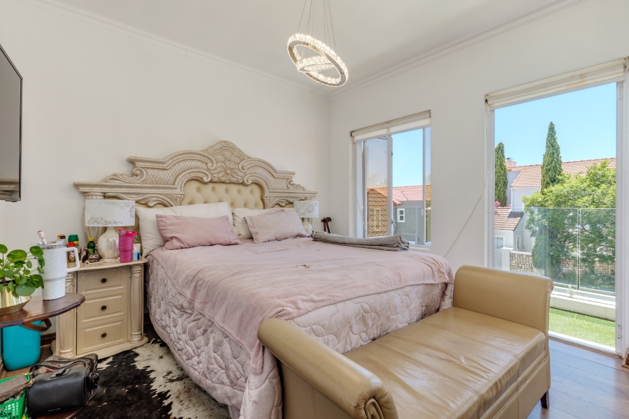 3 Bedroom Property for Sale in Broadacres Gauteng