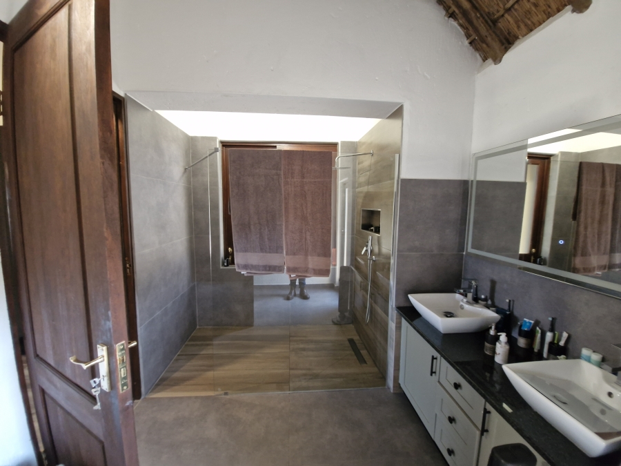 3 Bedroom Property for Sale in Letamo Game Farm Gauteng