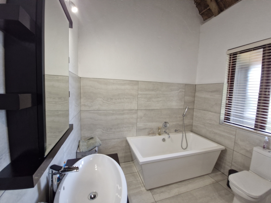 3 Bedroom Property for Sale in Letamo Game Farm Gauteng
