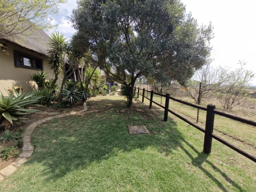 3 Bedroom Property for Sale in Letamo Game Farm Gauteng