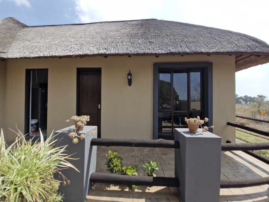 3 Bedroom Property for Sale in Letamo Game Farm Gauteng