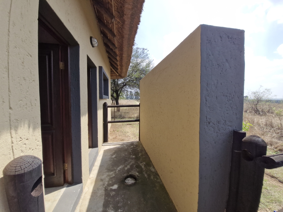 3 Bedroom Property for Sale in Letamo Game Farm Gauteng