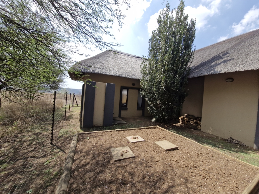 3 Bedroom Property for Sale in Letamo Game Farm Gauteng